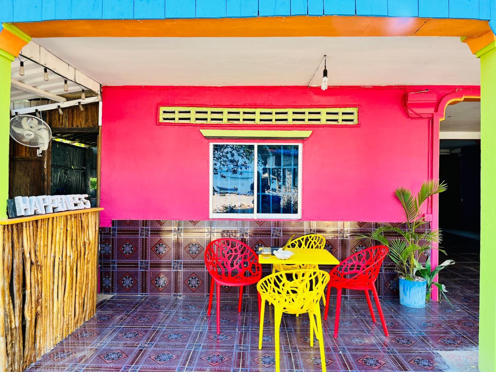 Happiness Guesthouse Koh Rong Samlon Eksteriør billede