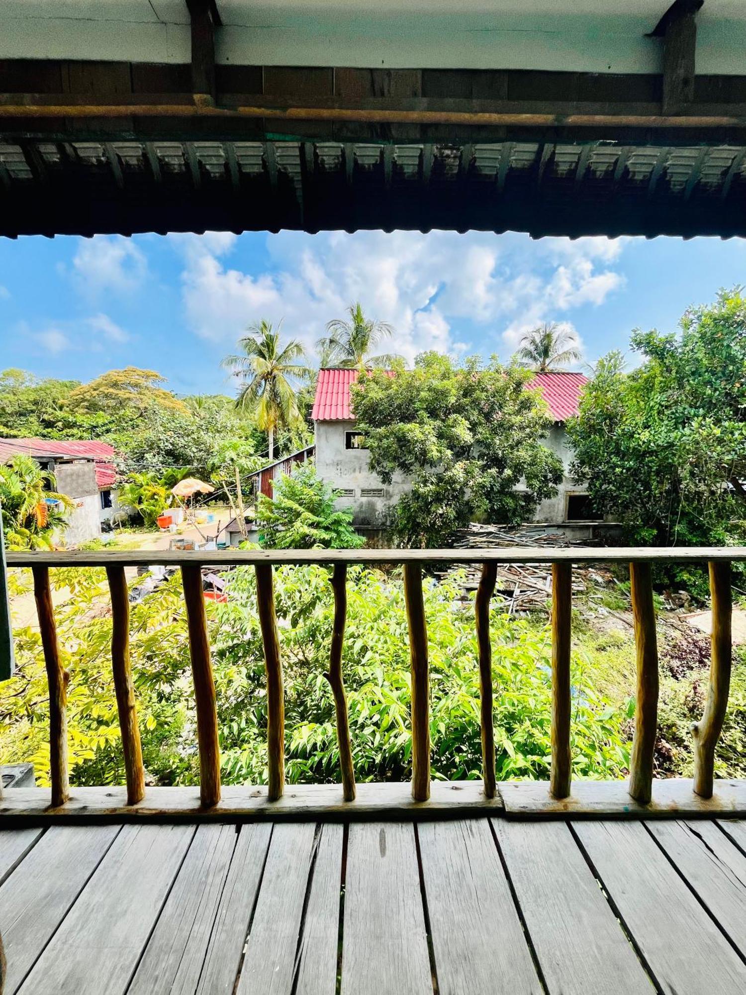 Happiness Guesthouse Koh Rong Samlon Eksteriør billede