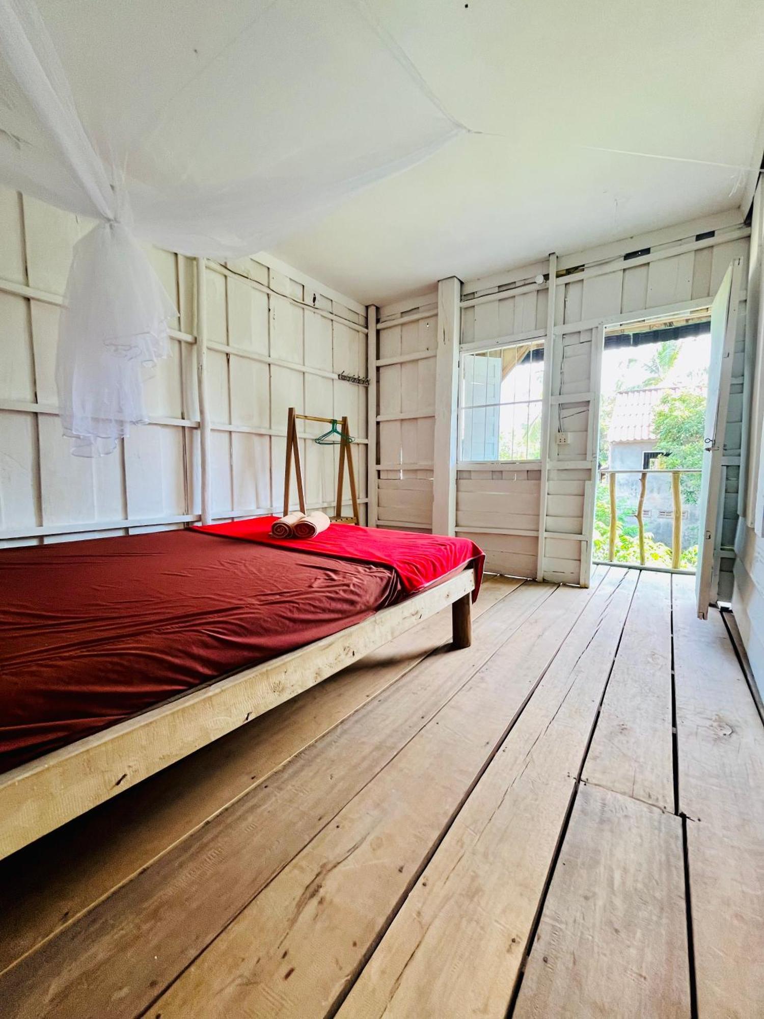 Happiness Guesthouse Koh Rong Samlon Eksteriør billede